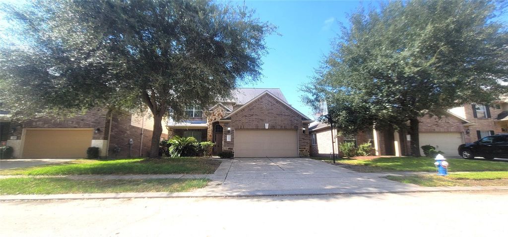 6023 Schaumburg Drive, Spring, TX 77388