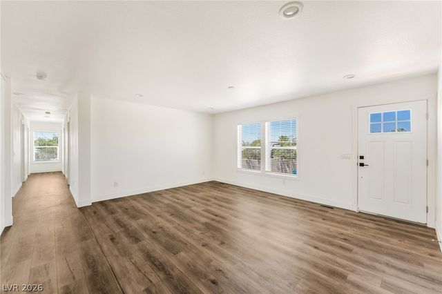 6146 Bryce Canyon Avenue, Las Vegas, NV 89156