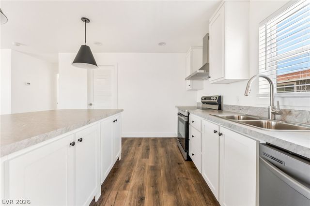 6146 Bryce Canyon Avenue, Las Vegas, NV 89156