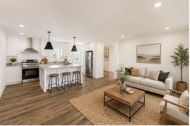 6146 Bryce Canyon Avenue, Las Vegas, NV 89156