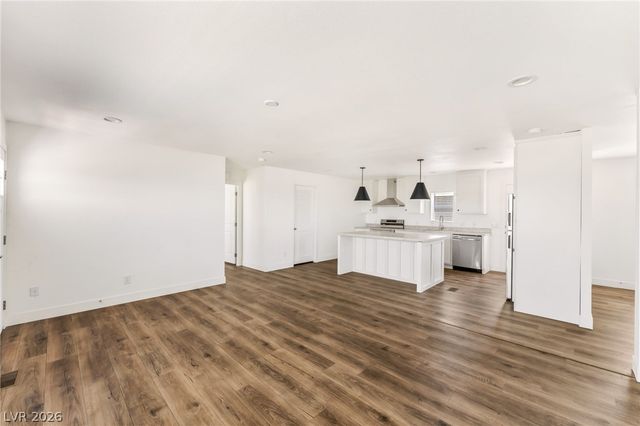 6146 Bryce Canyon Avenue, Las Vegas, NV 89156