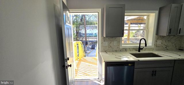 304 S LEHIGH ST, Baltimore, MD 21224