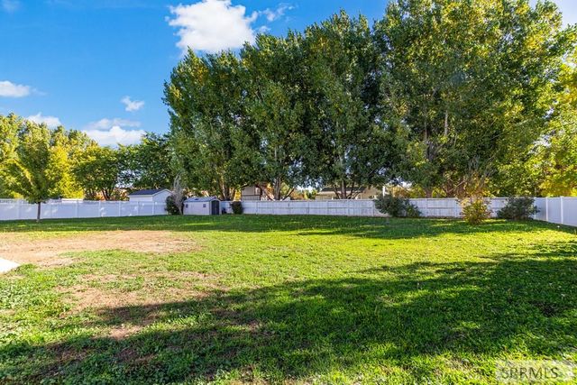 1305 Lyn Drive, Blackfoot, ID 83221