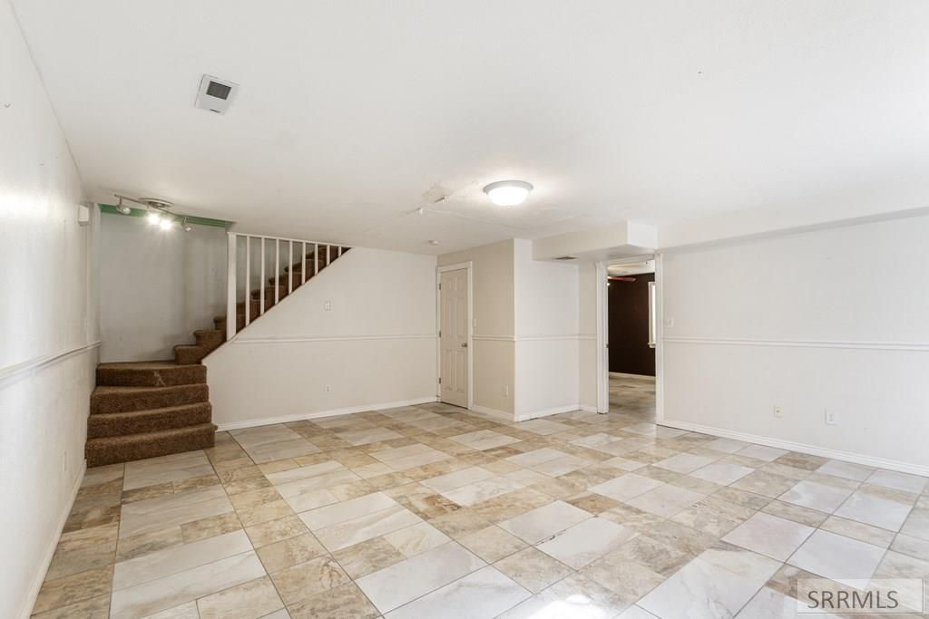 Image 25 of property listing at 1305 Lyn Drive, Blackfoot, ID 83221