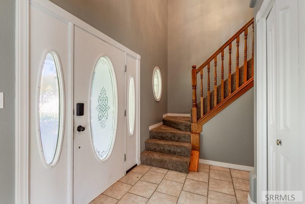 Image 4 of property listing at 1305 Lyn Drive, Blackfoot, ID 83221