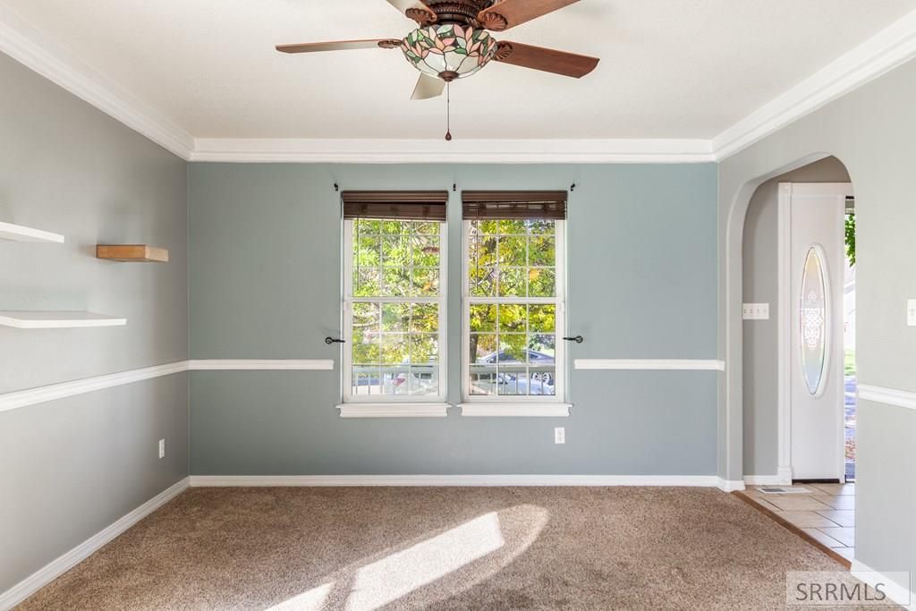 Image 7 of property listing at 1305 Lyn Drive, Blackfoot, ID 83221