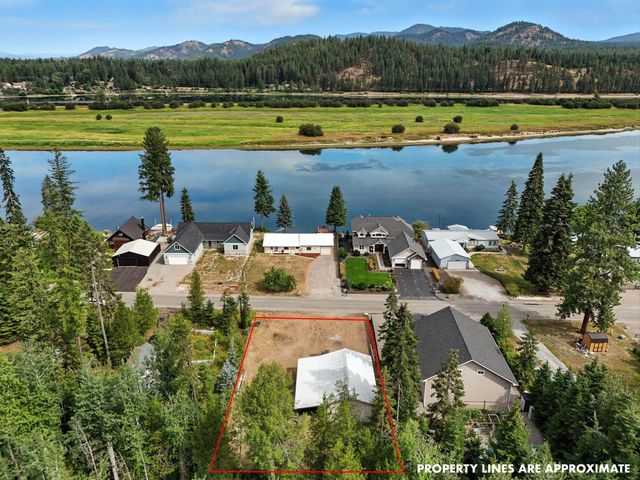 611 Levitch Rd, Newport, WA 99156