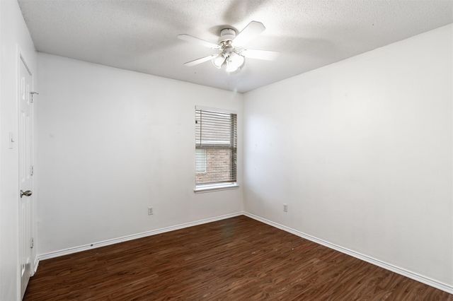 7921 Rattlers Court, Arlington, TX 76002