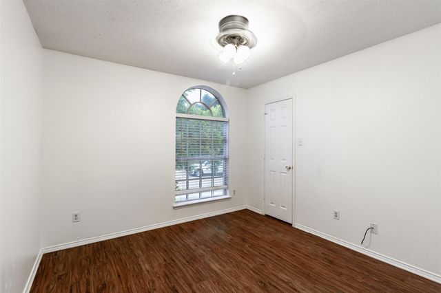 7921 Rattlers Court, Arlington, TX 76002
