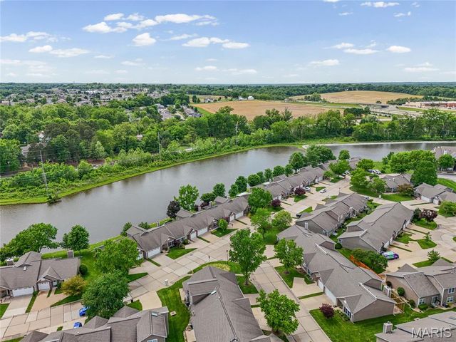4812 Haynes Drive, St Charles, MO 63304