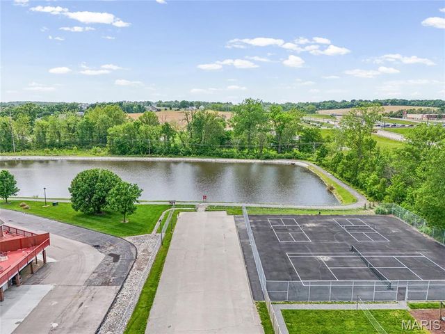 4812 Haynes Drive, St Charles, MO 63304