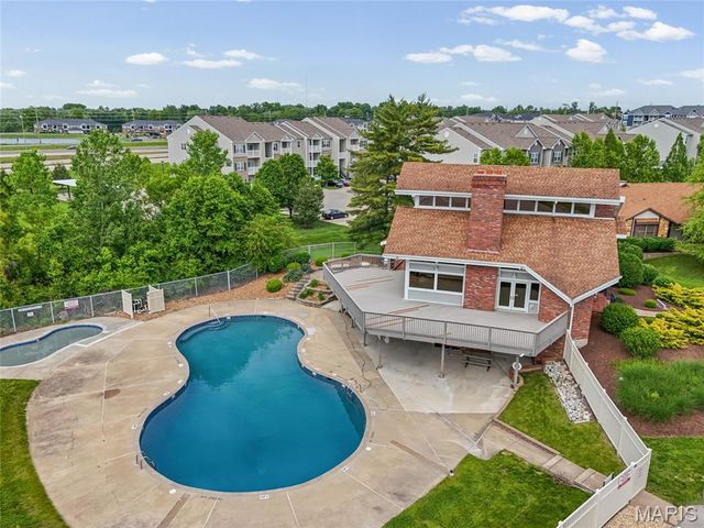 4812 Haynes Drive, St Charles, MO 63304