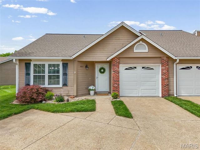 4812 Haynes Drive, St Charles, MO 63304