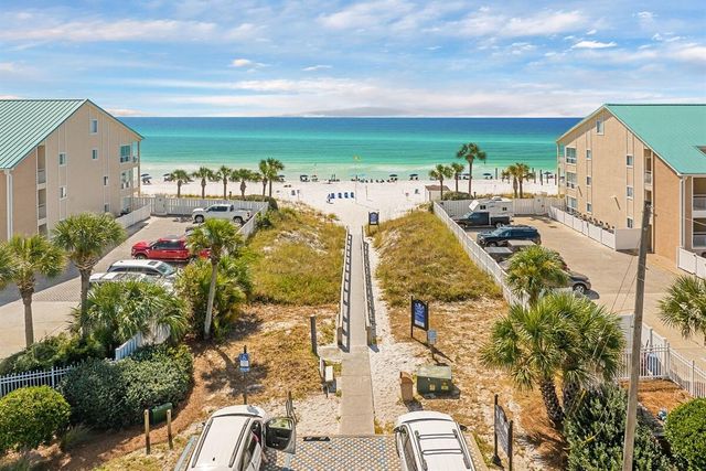 4550 Luke Avenue, Destin, FL 32541