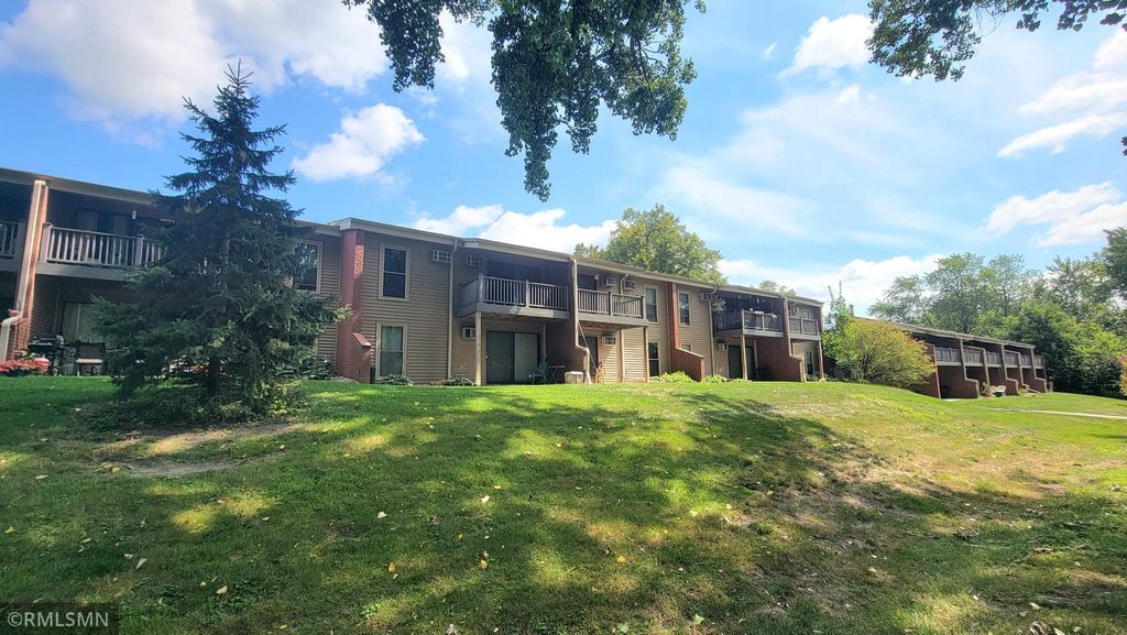 110276 Village Road, Chaska, MN 55318 — photo 4