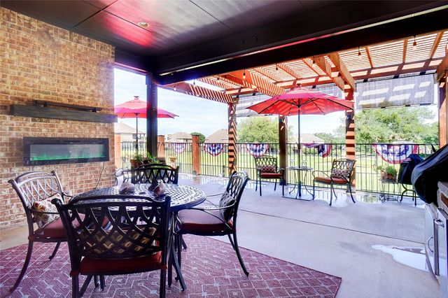 12205 Indian Creek Drive, Fort Worth, TX 76179