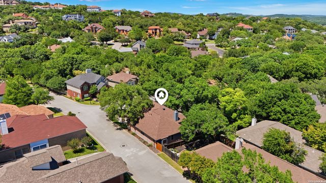 6618 LOST SPRING DR, San Antonio, TX 78256