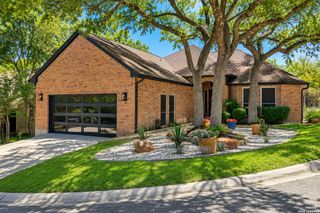6618 LOST SPRING DR, San Antonio, TX 78256