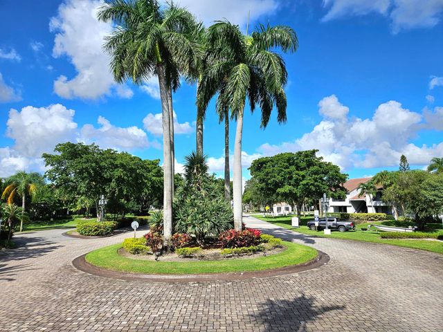 901 Lyons Road 1205, Coconut Creek, FL 33063