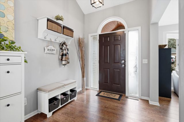 13476 Granada Avenue, Apple Valley, MN 55124