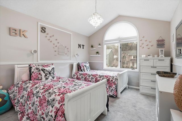 13476 Granada Avenue, Apple Valley, MN 55124