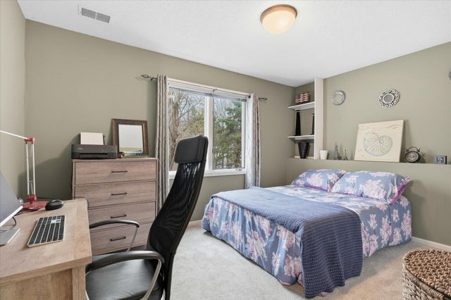 13476 Granada Avenue, Apple Valley, MN 55124