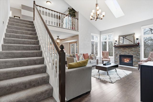 13476 Granada Avenue, Apple Valley, MN 55124