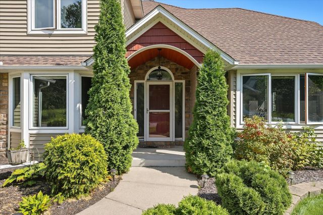 13476 Granada Avenue, Apple Valley, MN 55124