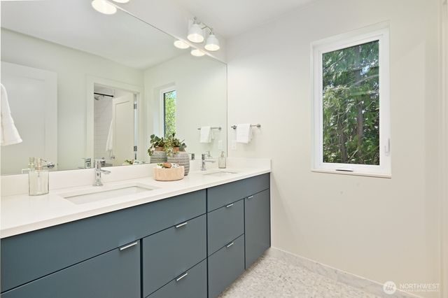 5620 6th Ave NW, Seattle, WA 98107