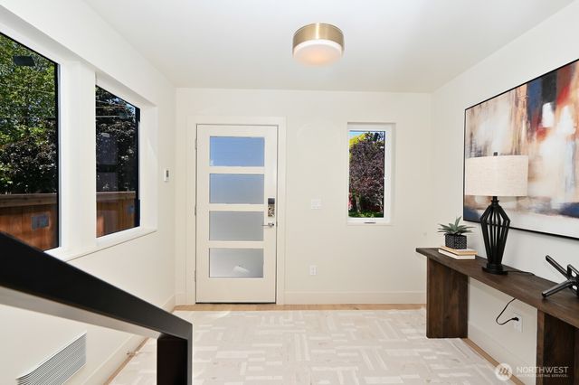 5620 6th Ave NW, Seattle, WA 98107