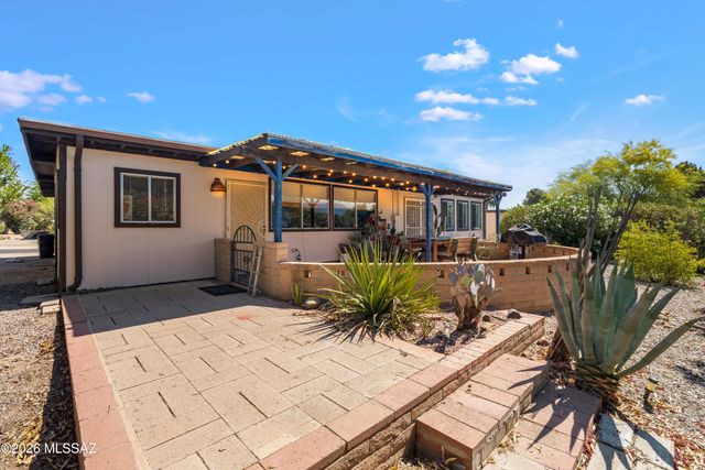112 E La Grosella, Green Valley, AZ 85614