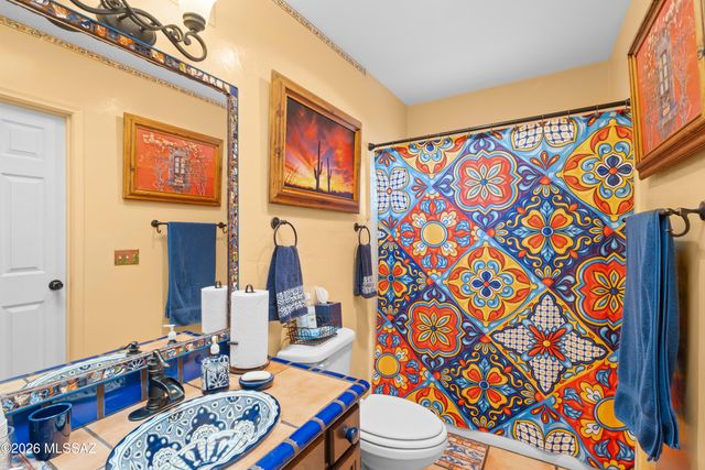 112 E La Grosella, Green Valley, AZ 85614