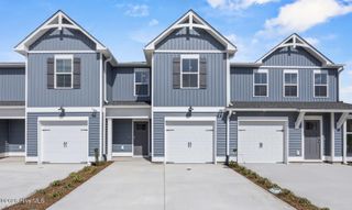 58 W Pioneer Way 122, Hampstead, NC 28443