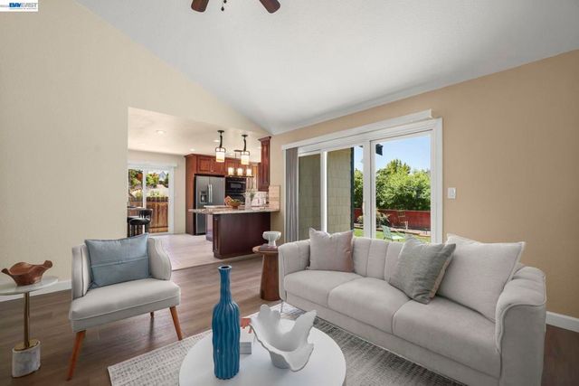 791 Wellfleet Dr, Vallejo, CA 94591