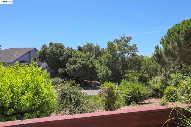 791 Wellfleet Dr, Vallejo, CA 94591