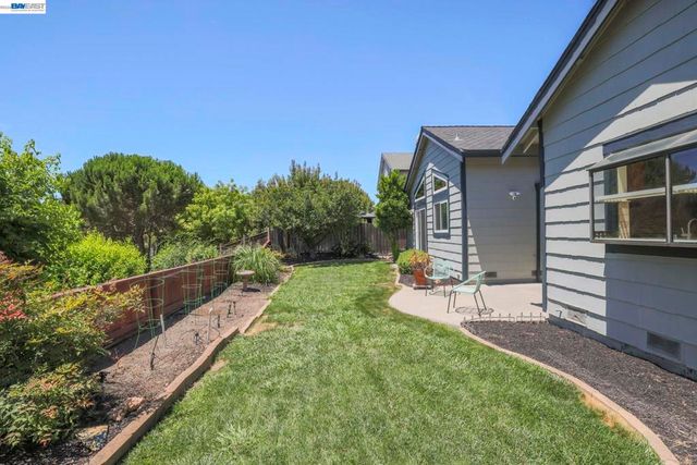 791 Wellfleet Dr, Vallejo, CA 94591