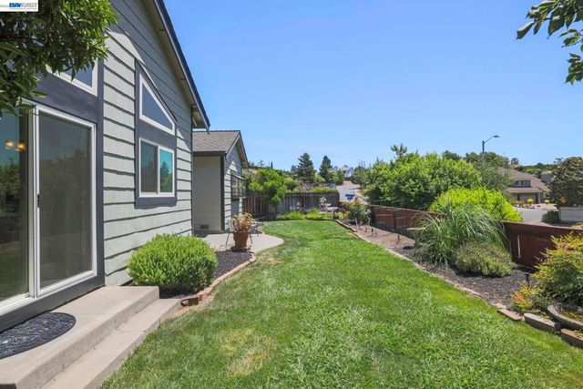 791 Wellfleet Dr, Vallejo, CA 94591