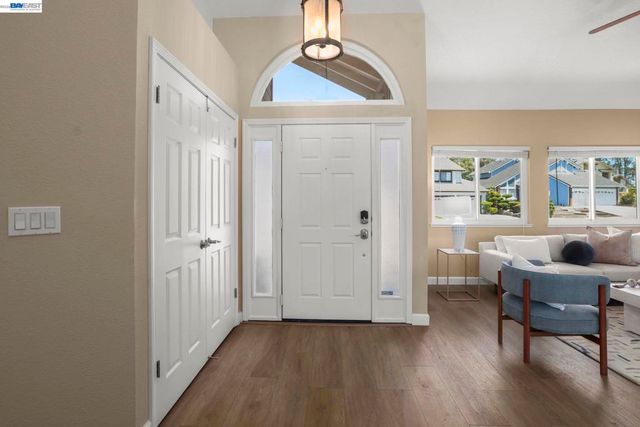 791 Wellfleet Dr, Vallejo, CA 94591