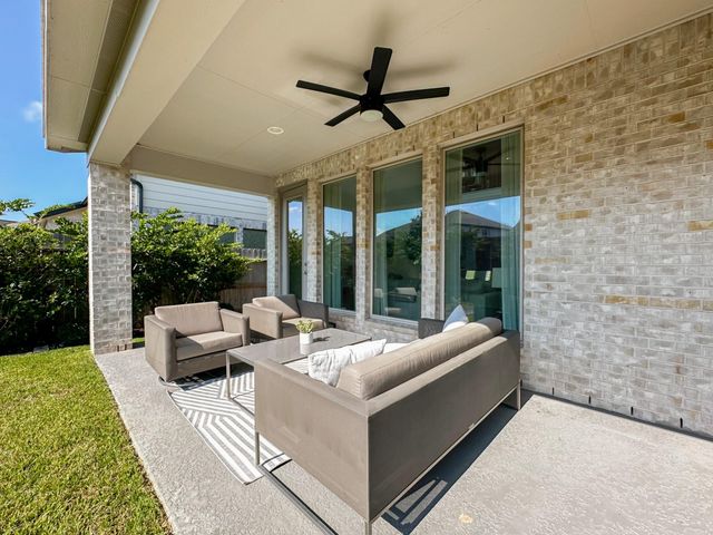 331 Texoma Plains Drive, Conroe, TX 77304