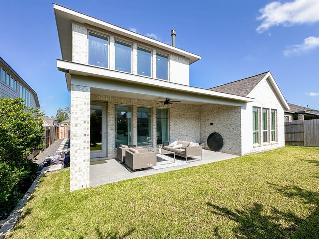 331 Texoma Plains Drive, Conroe, TX 77304