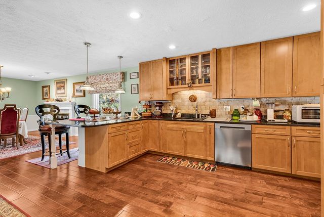 852 Riven Oak Dr., Murrells Inlet, SC 29576