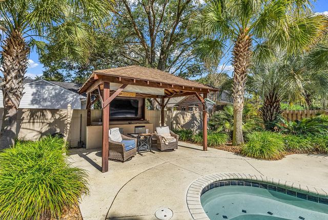 852 Riven Oak Dr., Murrells Inlet, SC 29576