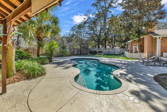 852 Riven Oak Dr., Murrells Inlet, SC 29576