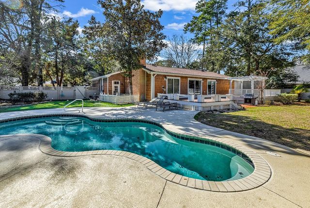 852 Riven Oak Dr., Murrells Inlet, SC 29576
