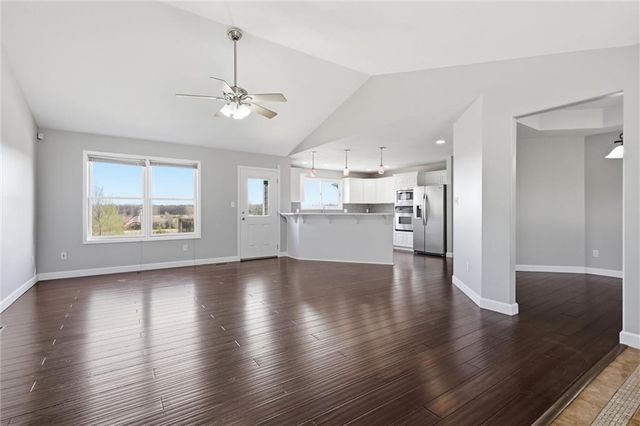 1902 E 300 Road, Lecompton, KS 66050