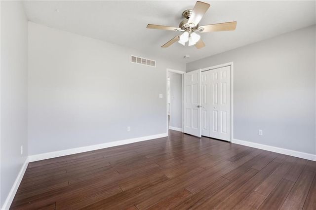 1902 E 300 Road, Lecompton, KS 66050