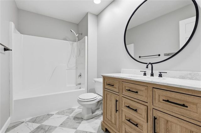 1902 E 300 Road, Lecompton, KS 66050