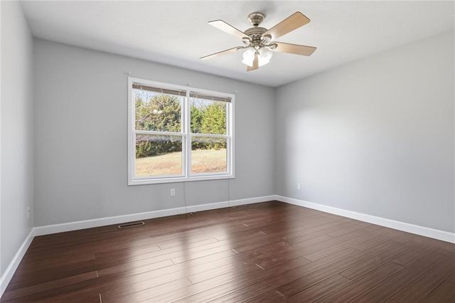 1902 E 300 Road, Lecompton, KS 66050