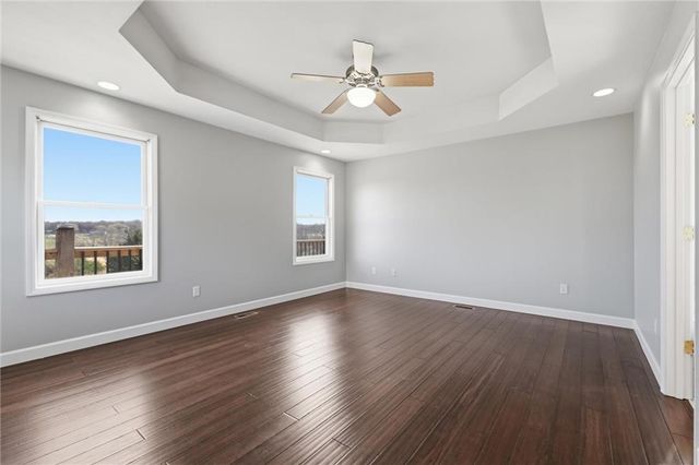 1902 E 300 Road, Lecompton, KS 66050