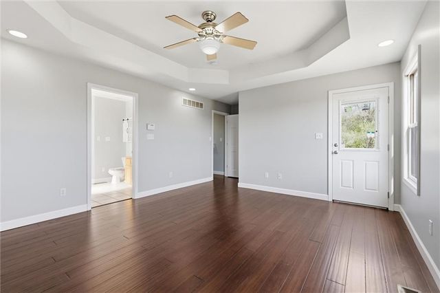 1902 E 300 Road, Lecompton, KS 66050